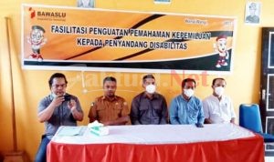 Tingkatkan Partisipasi Masyarakat, Bawaslu Wakatobi Beri Penguatan Kepemiluan Bagi Disabilitas