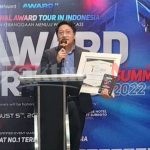 Artis Sinetron Azka Liansyah, Mendapatkan Penghargaan The #1Winners Indonesia  Award Magazine 2022