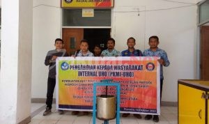 PKMI-UHO, Dosen Teknik Mesin Perkenalkan Pemeras Santan Sistem Hidrolik di Moramo Utara