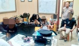 Polsek Ciruas Amankan 9 Muda Mudi Disamping Kantor Desa Sedang Mengkonsumsi Miras