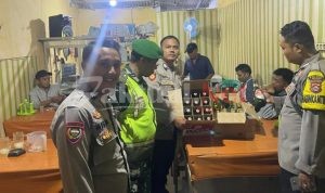 Patroli KRYD Polsek Ciruas : TNI-Polri Amankan Puluhan Minuman Keras, Ini Tekad dan Cinta Kami Terhadap Generasi Muda