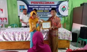 Pemdes Kepandean Cairkan BLT DD Tahap IV Tahun 2022