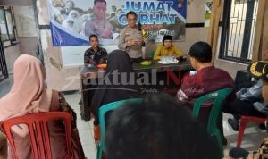 Jumat Curhat Bersama Kapolsek Ciruas  di Desa Ciruas