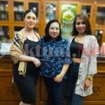 Artis Jelita Callebaut Bersama Mama Doris dan Lina Geboy Lakukan Operasi dan Perawatan di Klinik Bedah Plastik Queen