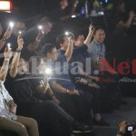 Prabowo Nyalakan _Flash Light_ Handphone Saat Lagu “Lirih” Didendangkan Ari Lasso
