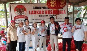 Relawan Ganjar LANUSA Bagikan 210 Paket Sembako Merayakan HUT RI 78