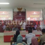 Bhabinkamtibmas Pulau Kelapa Mendorong Partisipasi Masyarakat dalam Pemilu Serentak 2024