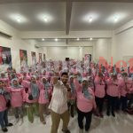 Berseragam Pink, Relawan Doa Ibu Deklarasi untuk Prabowo – Gibran