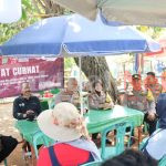 Wakapolres Kepulauan Seribu Bersama Lurah Pulau Untung Jawa Gelar Jumat Curhat