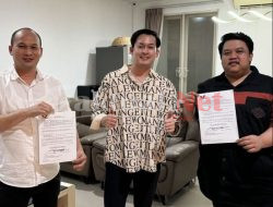 Bacalon Walikota Kendari Yudhianto Mahardika Terima Surat Tugas Perindo