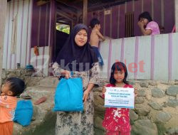 LAZ Al Azhar Kembali Salurkan Paket Sembako untuk Penyintas Banjir di Kabupaten Luwu