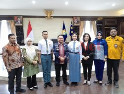 Diberangkatkan Besok, Dua Paskibraka Nasional Asal Sultra Resmi Dilepas Pj Gubernur Andap Budhi Revianto