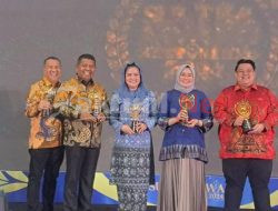 Calon Wakil Bupati Konawe Dessy Indah Rachmat Diberi Penghargaan Tokoh Politik Inspiratif