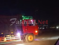 Dihadang, Paksa Turunkan Barang Besi Scrap, Karena Akses Jalan Milik Pribadi