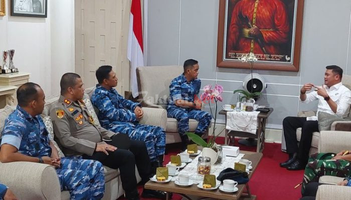 Kapolres Gowa Hadiri Kunjungan Silahturahmi Pangkoopsud II di Ruangan Kerja Bupati Gowa