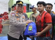 Kapolres Pelabuhan Tanjung Priok Gelar Jumat Curhat dan Beri Sembako