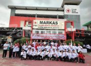 Wali Kota Jakut, Dr. Ali Maulana. Hakim, S.IP., M.S.i Lantik Ratusan Relawan PMI, Siap Tanggap Bencana