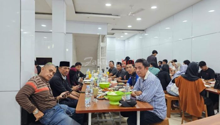 Special Day Pimpinan Wilayah Media Faktual.Net Sulsel, Rangkaikan Silaturahmi Buka Puasa Bersama Jurnalis. 