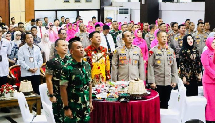 Kenal Pamit Kapolres Takalar, Wakil Bupati Takalar Ucapkan Selamat Mengemban Tugas Baru 