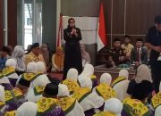 Bupati Barru Andi Ina Kartika Sari, SH., M.Si., Lepas 176 Jemaah Haji Kloter 4 Menuju Tanah Suci