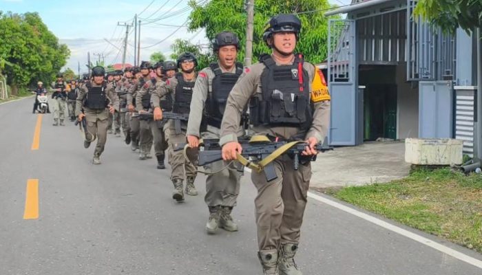 Batalyon B Pelopor Satbrimob Polda Sulsel Bersama Pas II Korps Brimob Polri, Gelar Latihan Speed March Untuk Tingkatkan Ketahanan Fisik