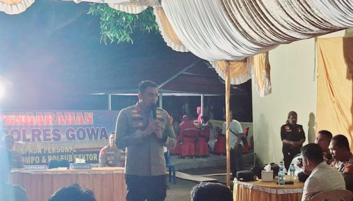 Kapolres Gowa Kunjungan Kerja di Polsek Bontonompo, Motivasi Personel Jadilah Polisi Presisi Terbaik. 