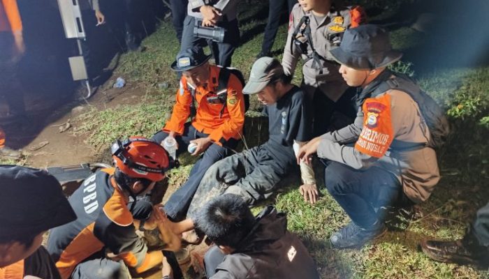 Tim SAR Batalyon B Pelopor Satbrimob Polda Sulsel, Bersama Basarnas Berhasil Evakuasi Pendaki di Gunung Nepo