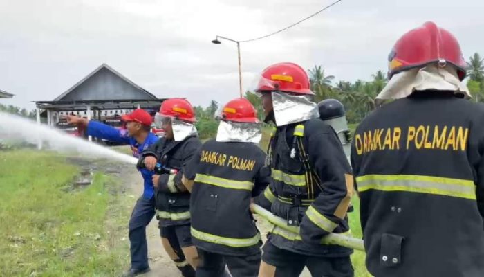 Damkar Polman Latih CPNS dan PPPK 2024 : Pengenalan Peralatan dan Praktikum Pemadaman