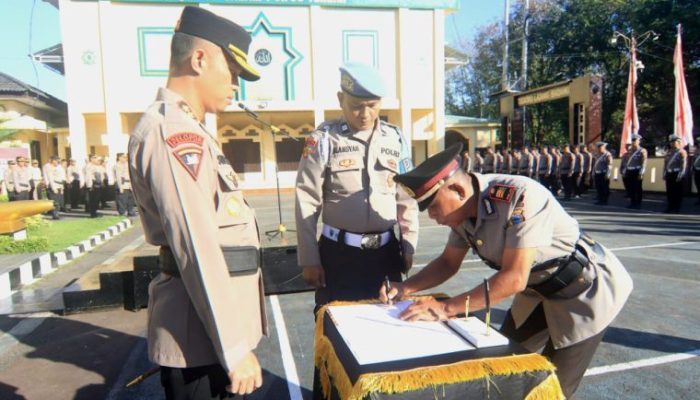 Kapolres Takalar Pimpin Sertijab Kapolsek Mapsu, Tekankan Profesionalisme dan Sinergitas di Wilayah