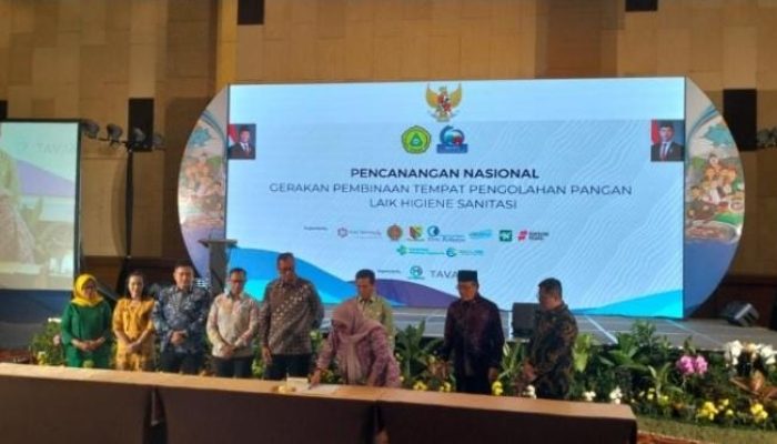 AKKOPSI Kukuhkan Bupati Barru: Pengurus Fokus Tingkatkan Kualitas Hidup Masyarakat Lewat, Program Sanitasi dan Air Bersih