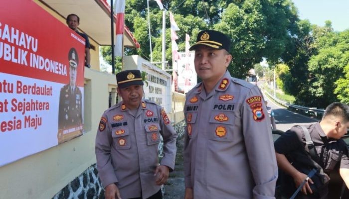 Kunjungan Kerja di Polsek Bacukiki, Kapolres Parepare Tekankan Pedomani Polri Yang Beri Rasa Aman