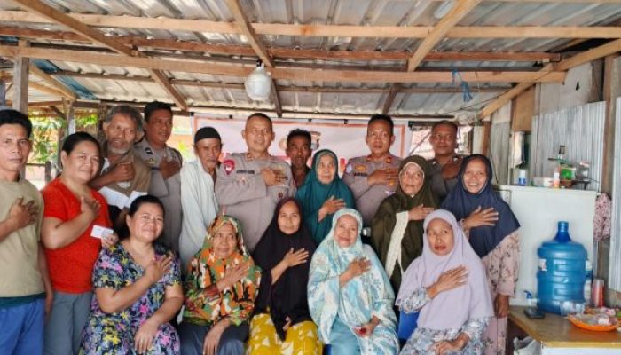 Polsek Ujung Jumat Curhat Bersama Warga Ujung Bulu Parepare, Bahas Layanan SKCK hingga Pesan Kamtibmas