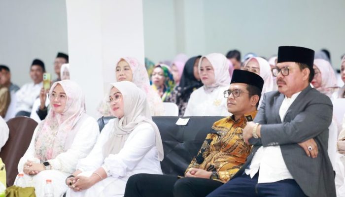 Bupati Barru Andi Ina Kartika Sari Hadiri Maulid Nabi di Makassar, Sinergi Merajut kebersamaan Majukan Daerah