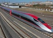 WHOOSH: Bom Waktu Utang Mengintai di Balik Gemerlap Kereta Cepat? Audit Transparan Harga Mati!
