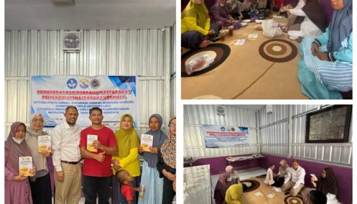 Dosen STIE Enam Enam Kendari Berdayakan KWT Tunggala, Serahkan Deep Fryer dan Termometer Produksi Bawang Goreng