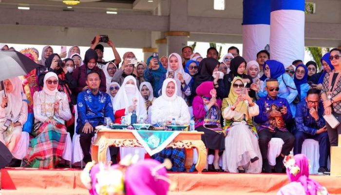 Ketua PKK Sulsel Beri Rp300 Juta Total Hadiah, untuk Kader di Jambore PKK 2025