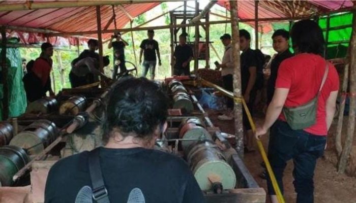 Polisi Gerebek Tambang Emas Ilegal di Biringbulu Gowa, Pekerja Kabur Tinggalkan Peralatan Berat