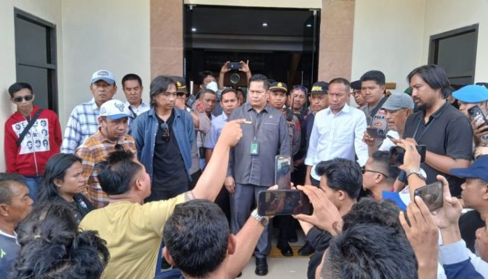 Relawan Keadilan Demo PN Kendari, Tuntut Kepastian Konstatering Tapak Kuda