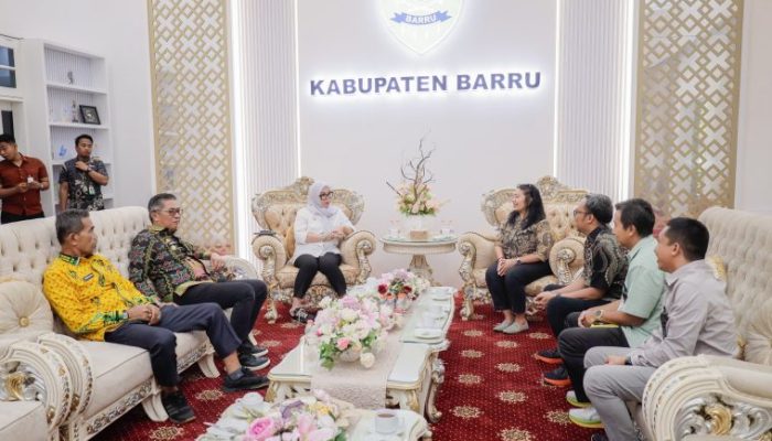 Bupati Barru Andi Ina, Terima Audiensi Jajaran Manajemen PT. Semen Indonesia Grup di Rujab Barru