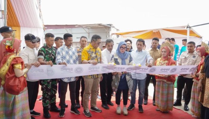 Bupati Barru Andi Ina Resmikan SPPG Batu Pute: Langkah Nyata Tingkatkan Gizi Masyarakat dan Cegah Stunting