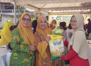 Partai Golkar Gelar Pasar Murah, Sediakan 1.000 Paket Sembako Rp 50.000 untuk Warga