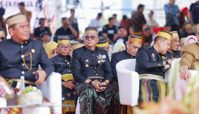 Wabup Barru Abustan Hadiri HUT Kota Makassar ke-418 ‘Merajut Harmoni, Membangun Kebersamaan’ di Lapangan Karebosi