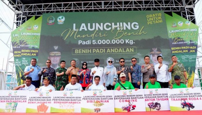 Gubernur Sulsel Luncurkan Mandiri Benih Padi Andalan: 5 Juta kg untuk Petani Sulsel Secara Gratis