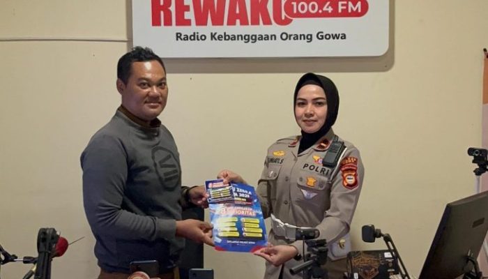Talk Show Rewako FM: Satlantas Polres Gowa Ajak Masyarakat Jadi Pelopor Keselamatan Berlalu Lintas
