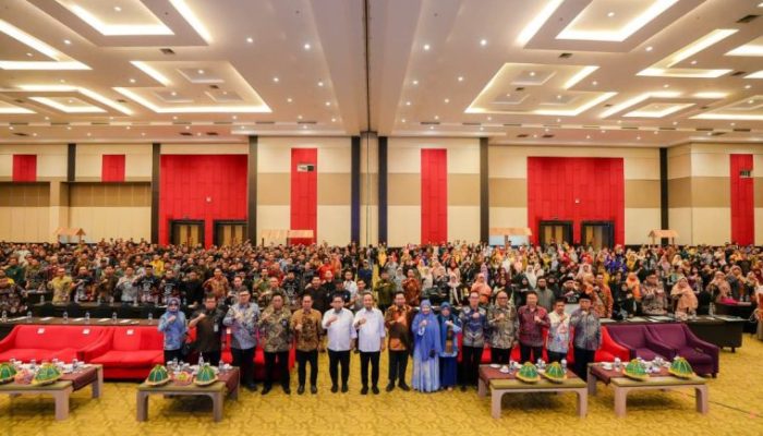 Puncak HGN 2025 Tingkat Provinsi, Gubernur Sulsel Dorong Pemerataan dan Peningkatan Kualitas Pendidikan
