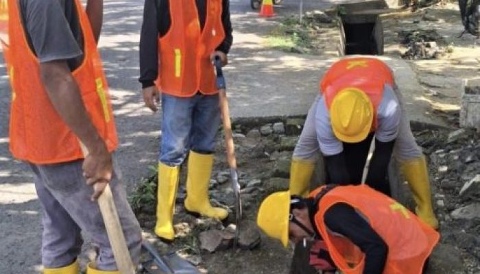 Dinas PUTR-Perkim Barru Respon Cepat, Perbaiki Drainase Hadirkan Infrastruktur Berpihak untuk Masyarakat