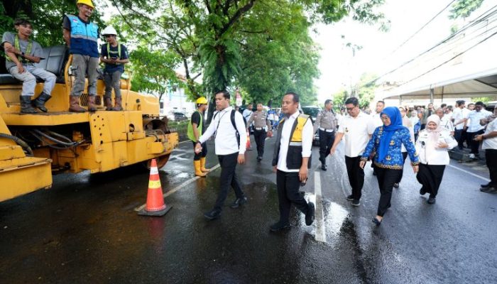 Proyek Jalan Provinsi Resmi Dimulai dari Hertasning, Gubernur Sulsel Targetkan Kemantapan Infrastruktur