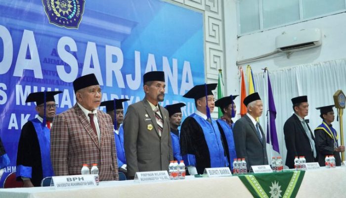 Pj Sekda Barru Hadiri Wisuda Sarjana XXVI Universitas Muhammadiyah Barru, Dukung Lulusan Kontribusi Pembangunan Daerah