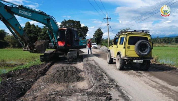 Target Rampung April 2026, Perbaikan Jalan Ruas Paleteang-Malimpung-Batas Enrekang Terus Dikebut