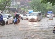 BMKG Peringatkan Cuaca Ekstrem di Sulsel, Banjir dan Gelombang Tinggi Mengintai Hingga 23 Januari